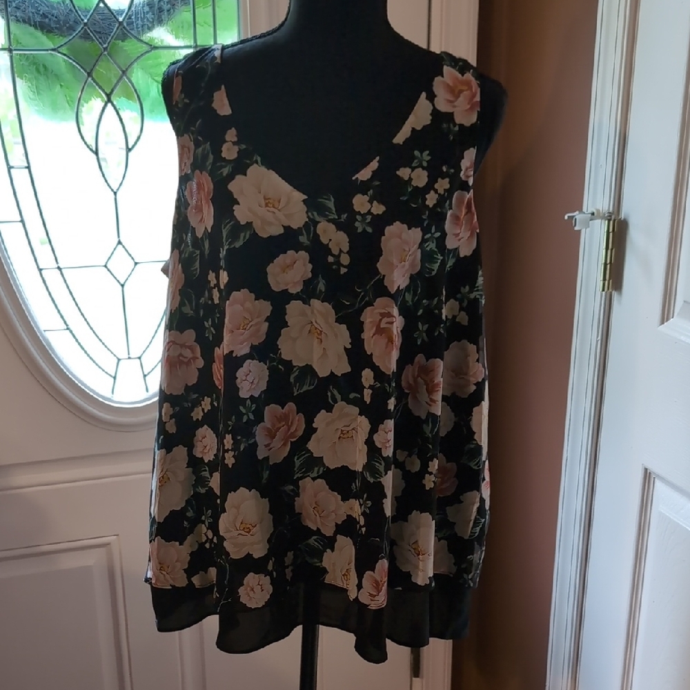 Floral Swing Top